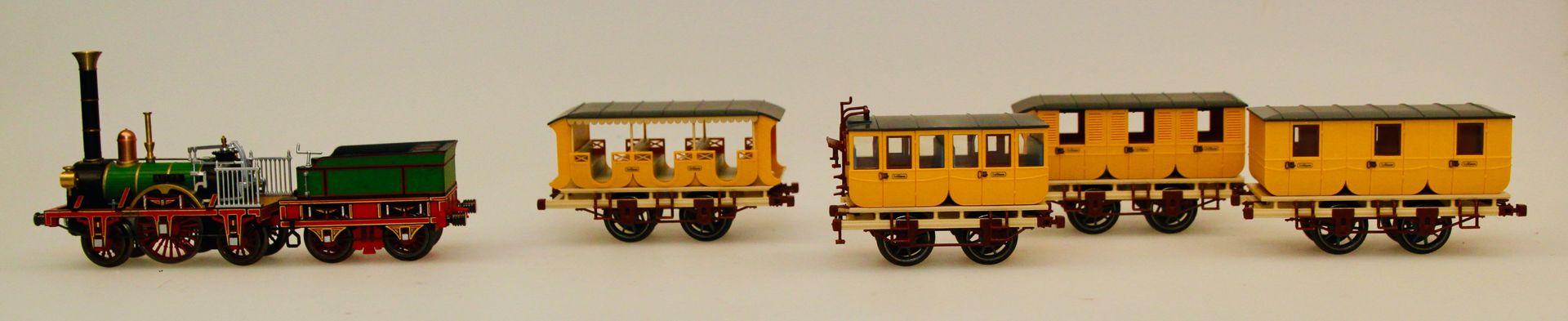 Trix 22050 - Trix - Zugpackung Adler mit 4 Wagon Ep.I H0/GL